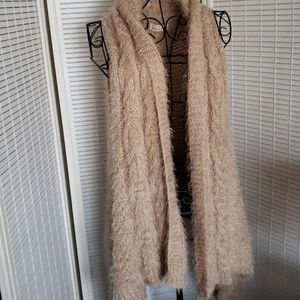 Kloth & Cover Sleeveless Sweater